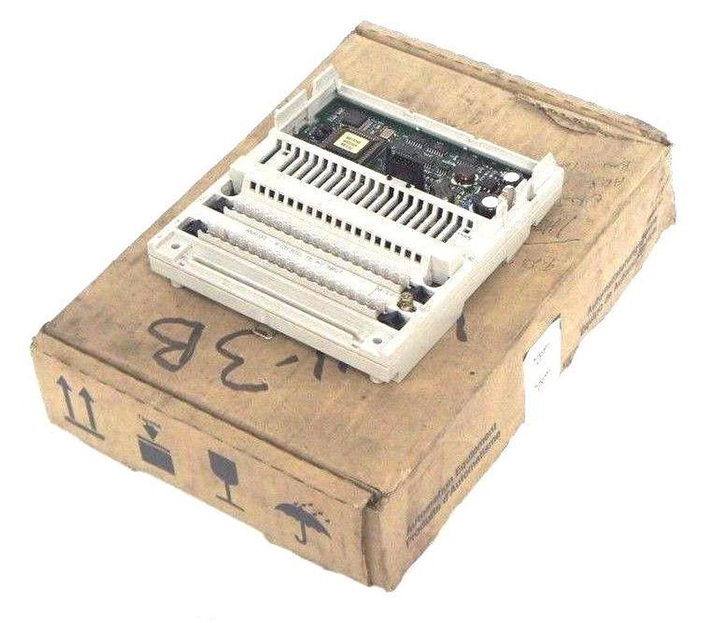 Used SCHNEIDER ELECTRIC TSX MOMENTUM 170AAI52040 I/O BASE ANALOG 4CH RTD THERMO INPUT