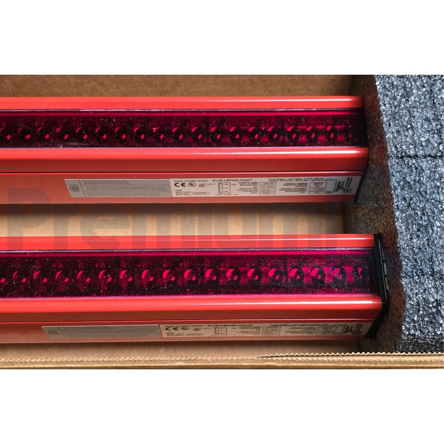 Telemecanique XUS-LBR5A1040 | XUSLBR5A1040 Safety Light Curtain Set 1040mm NSMP