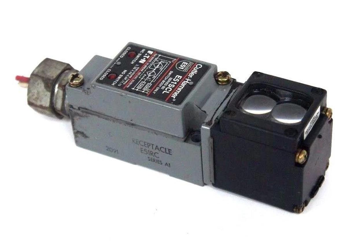 Used CUTLER-HAMMER E51DP4 SER. B3 PHOTOELECTRIC HEAD W/ E51SCL & E51RC