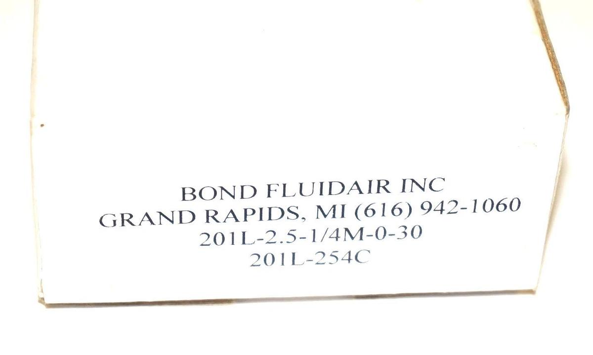 Used NIB BOND FLUIDAIR 201L-2.5-1/4M-0-30 PRESSURE GAUGE 2 1/2'' LIQUID FILLED
