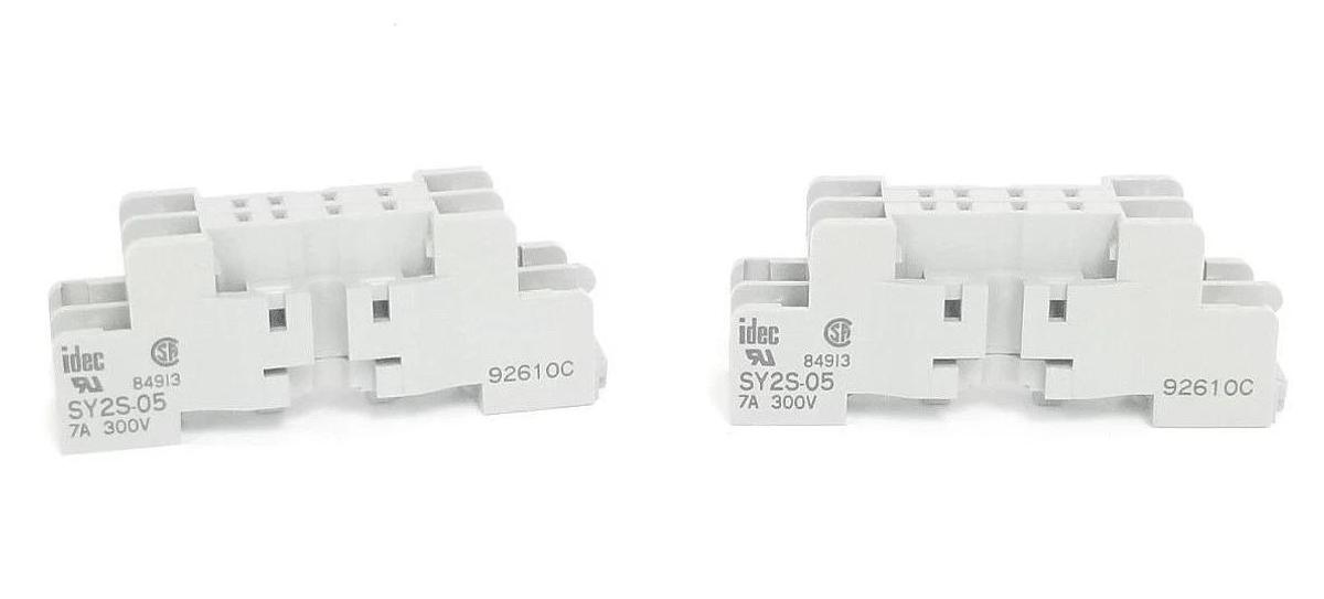 LOT OF 2 NEW IDEC SY2S-05 RELAY SOCKETS 7A, 300V, SY2S05