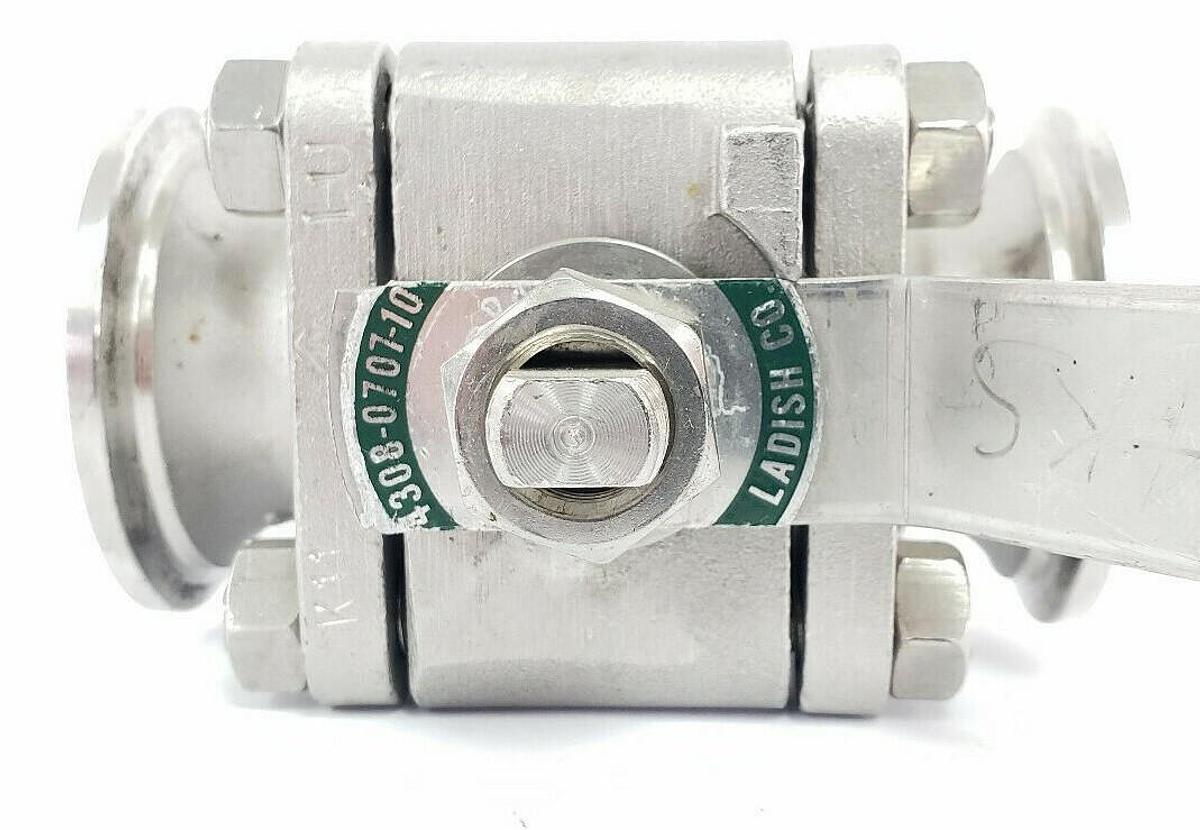 Used LADISH 1001-371 CF8M BALL VALVE 1001-372, 4308-0707-10, 250/100PSI, 100/320DEG F