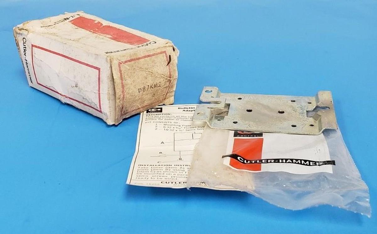 Used NIB CUTLER HAMMER D87KM2 RELAY MOUNTING KIT D87 SER. A1