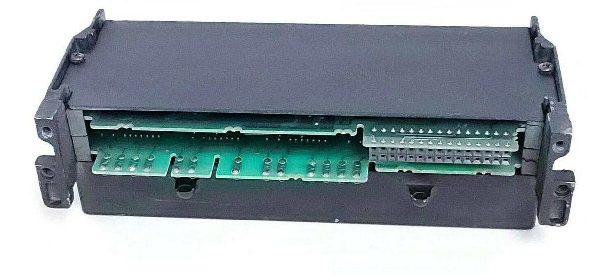 Used GE FANUC IC660EBD100A I/O MODULE GENIUS 8CIRCUIT 2AMP 115VAC