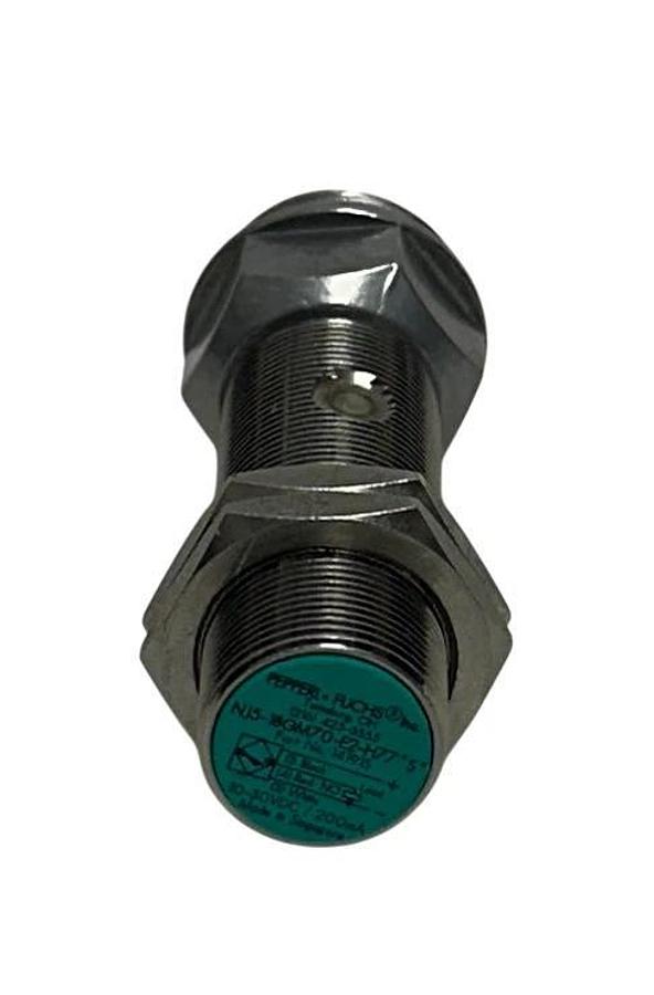 Used PEPPERL+FUCHS NJ5-18GM70-E2-H77 S / 14191S PROXIMITY SENSOR 10-30VDC 200mA USNP