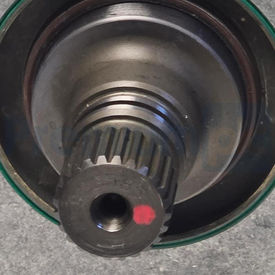 Parker GVM210100M6WRAATA1G | GVM210 Traction Motor & Sevcon 636A34901 Controller