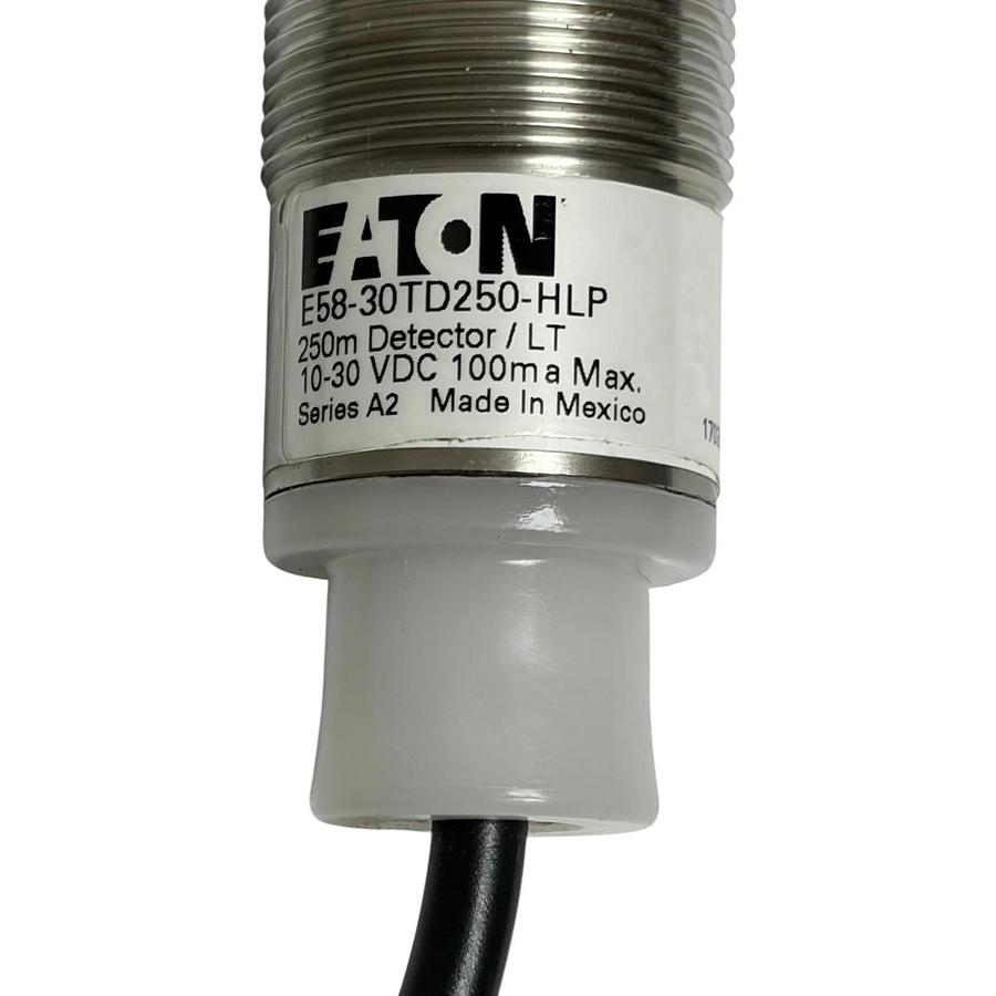 Eaton E58-30TD250-HLP Harsh Duty Photoelectric Through-Beam Detector New Surplus