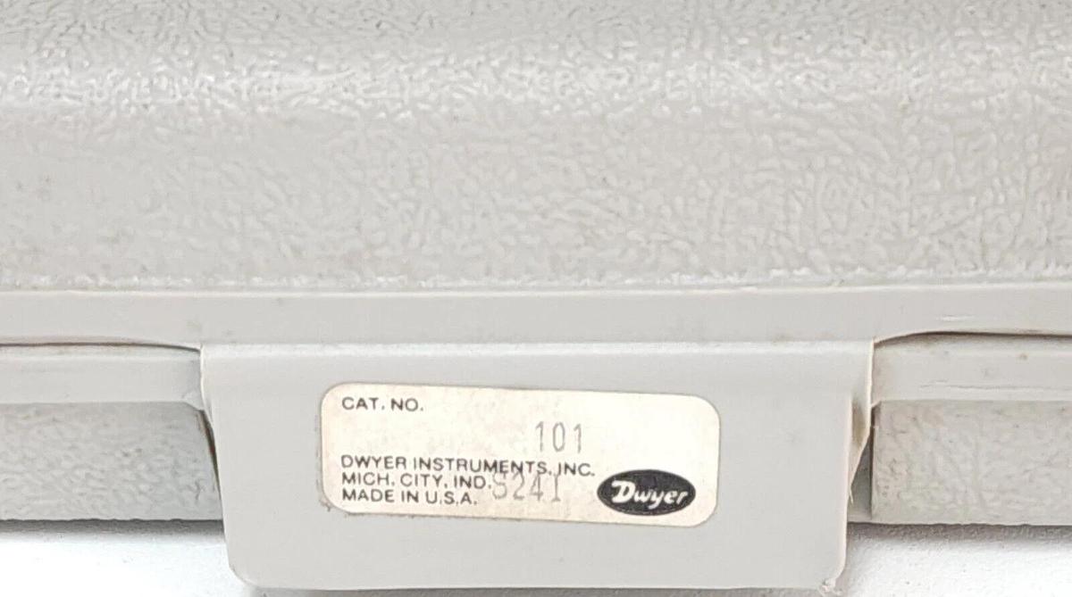 Used NEW DWYER INSTRUMENTS 101 SOLID PLASTIC PORTABLE GAGE