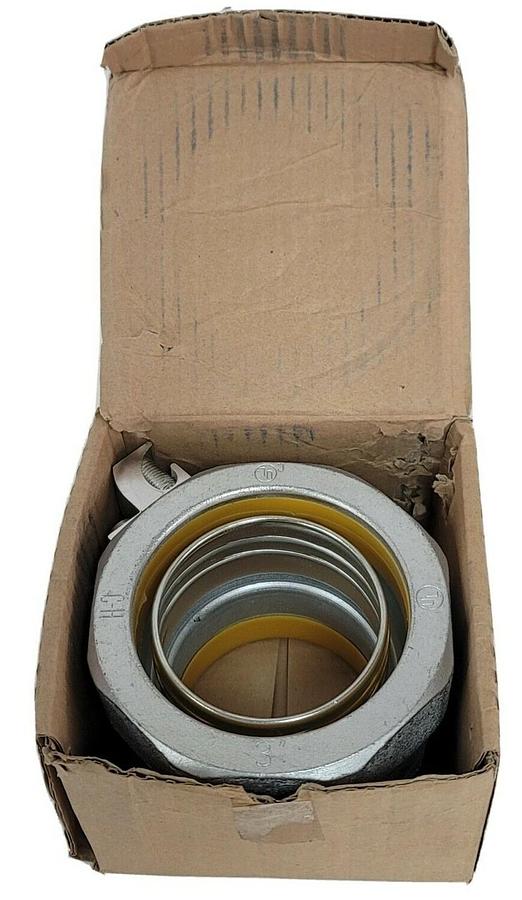 Used NEW COOPER CROUSE HINDS LTB300G 3'' GROUNDING CONNECTOR W/ INSULATED THROAT