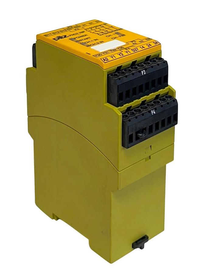 Used PILZ PNOZ X8P 24 VDC 3n/o 2n/c 2so / 777760 SAFETY RELAY 24VDC 2.5W USNP