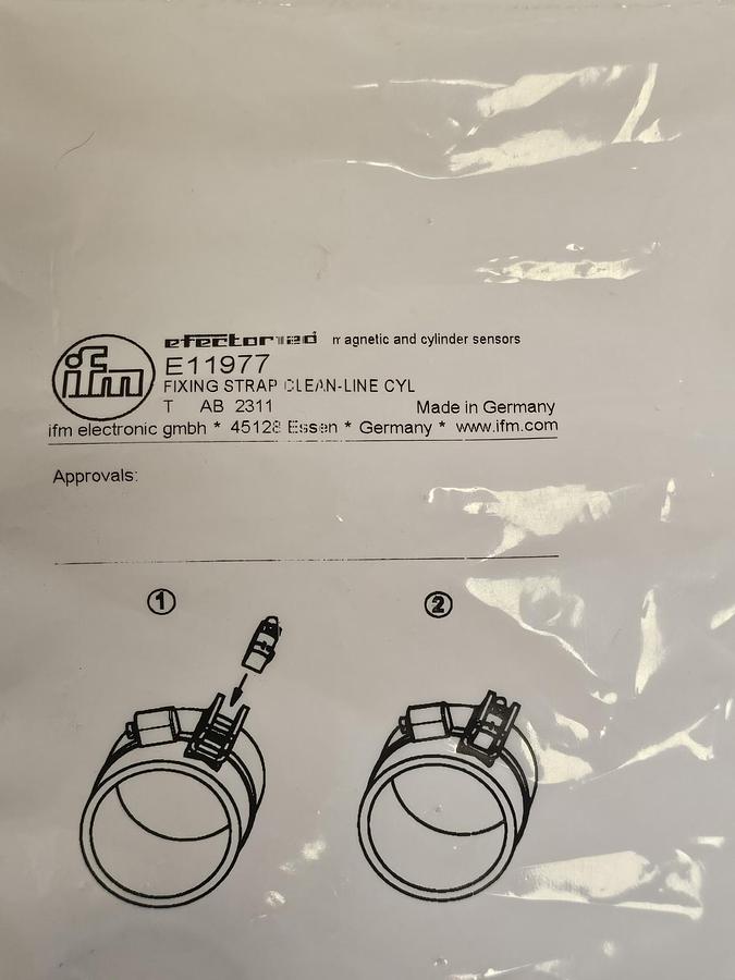 LOT OF 4 NEW IFM EFECTOR FIXING STRAP CLEAN-LINE CYL E11977 NSFP