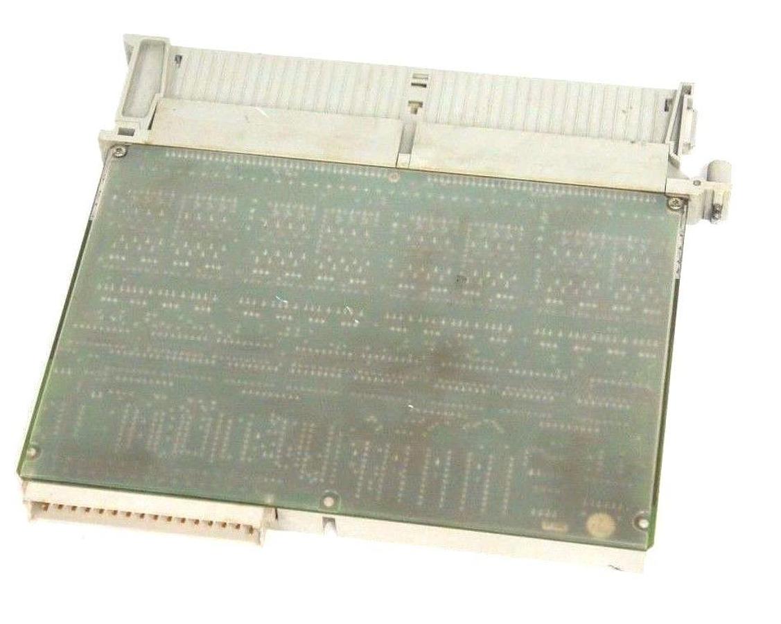 Used SIEMENS 6ES5451-4UA12 OUTPUT MODULE 6ES54514UA12