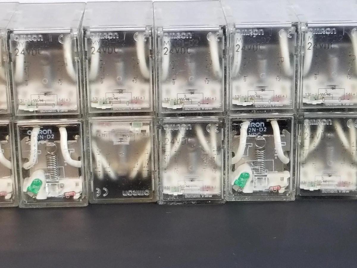 Used LOT OF 16 OMRON LY2N-D2 RELAYS LY2ND2, 24VDC