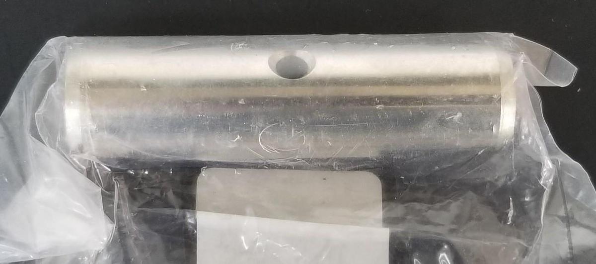 Used LOT OF 4 NEW PIVOT PINS 585096302 YALE MP / MPB040AC