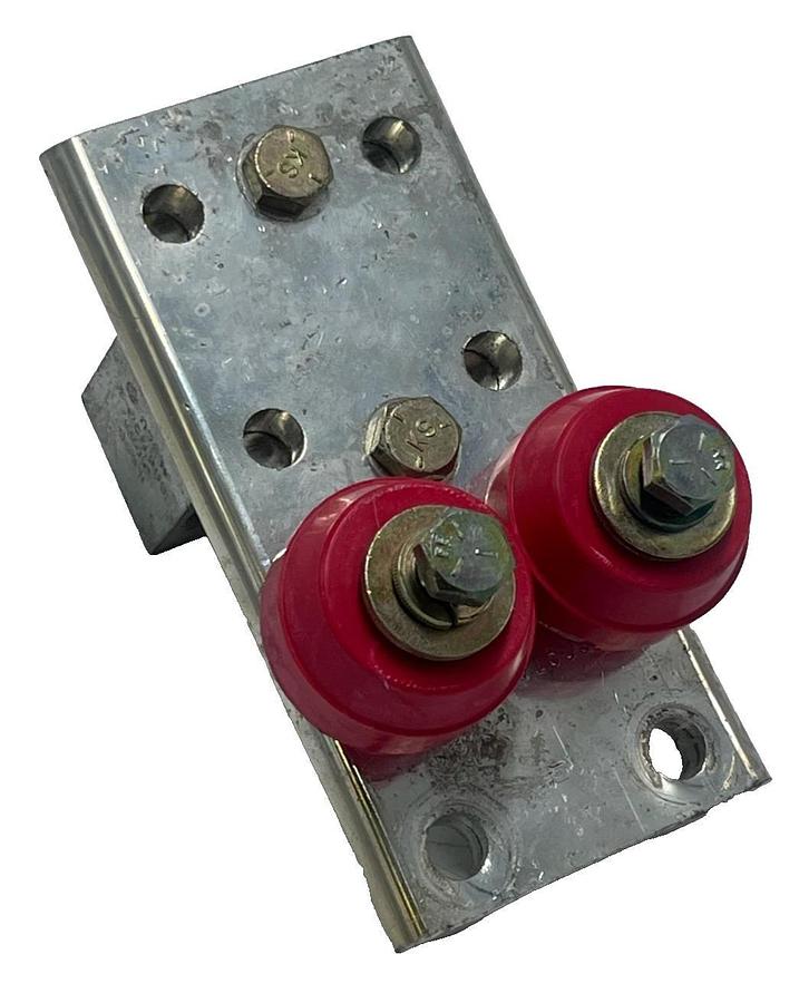 ILSCO D1039 600MCM-2 Mechanical Lug w/ Electrical Bus Bar & Red Insulators