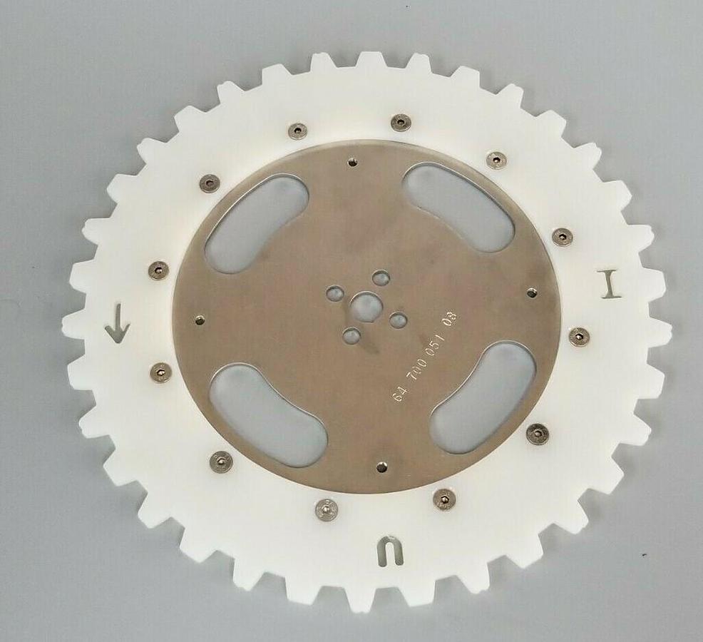 Used SET OF 2 NEW HARTNESS L4-701-070L-03 SPROCKETS, 64-700-051-08, 64-700-039L-07