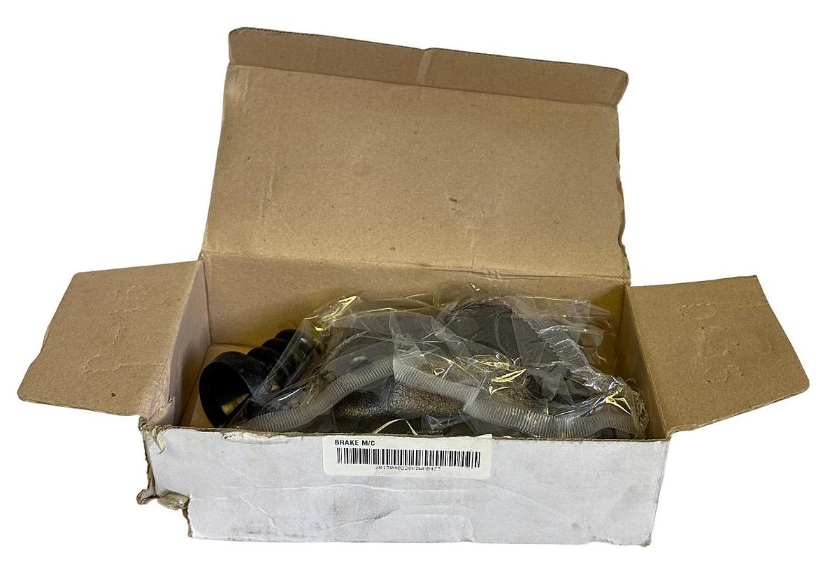 Used NEW PREMIER 800051749 / 16B0466 BRAKE MASTER CYLINDER FOR FORKLIFT