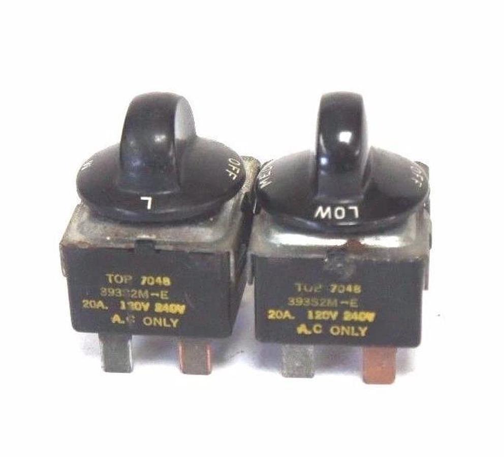 Used LOT OF 2 GENERIC 393S2M-E SELECTOR SWITCHES TOP 7048 20A, 120-240V, 393S2ME