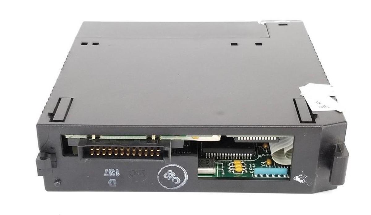 Used GE FANUC IC693CMM311L COMMUNICATIONS CONTROL MODULE