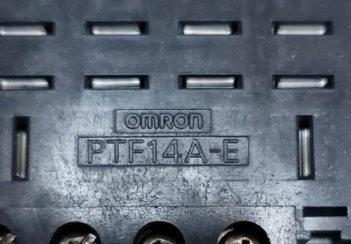 Used LOT OF 13 OMRON PTF14A-E RELAY SOCKETS 10 AMP 4POLE 250V, PTF14AE