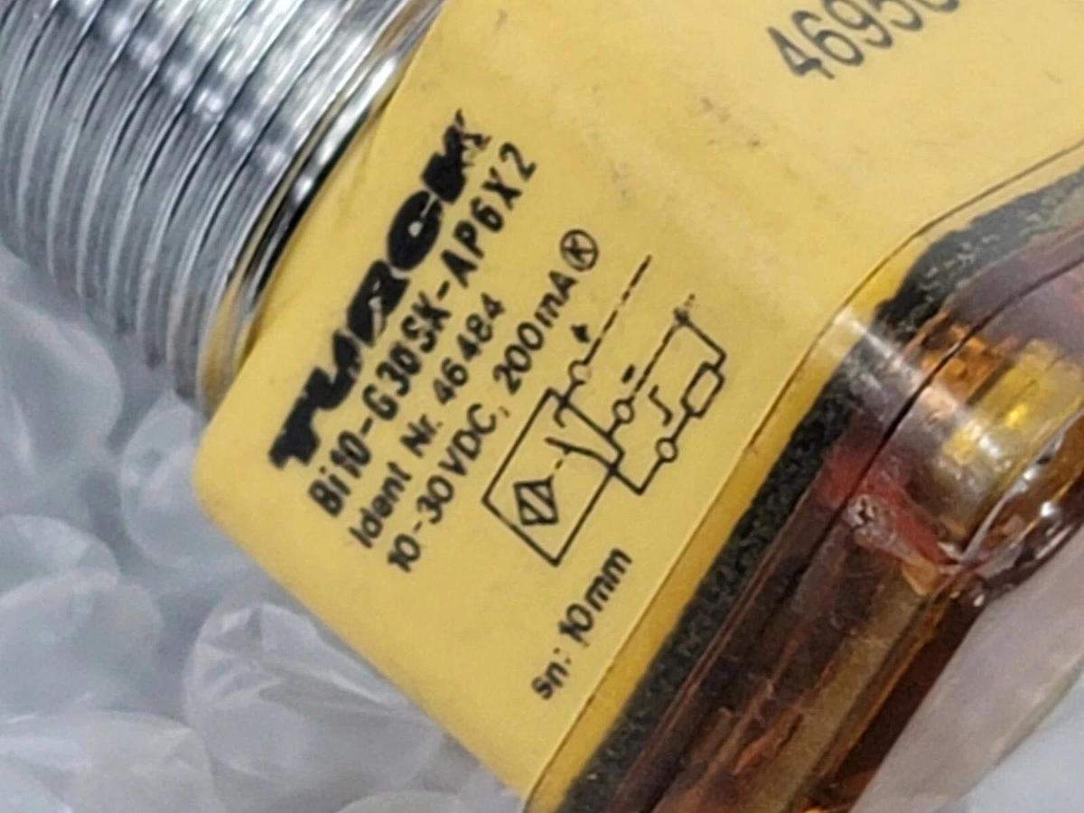 Used TURCK BI10-G30SK-AP6X2 EMBEDDABLE INDUCTIVE SENSOR 46484