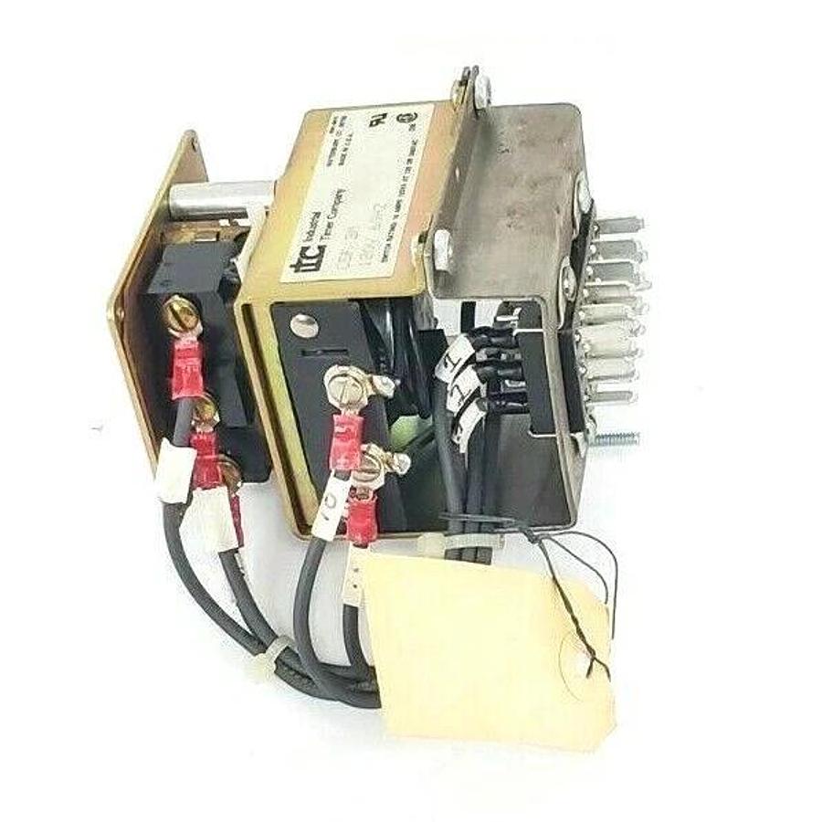 NEW ITC CSF3M TIMER-COUNTER DISPLAY PANEL TIME MIN:3S TIME MAX:3MIN 120V 60HZ