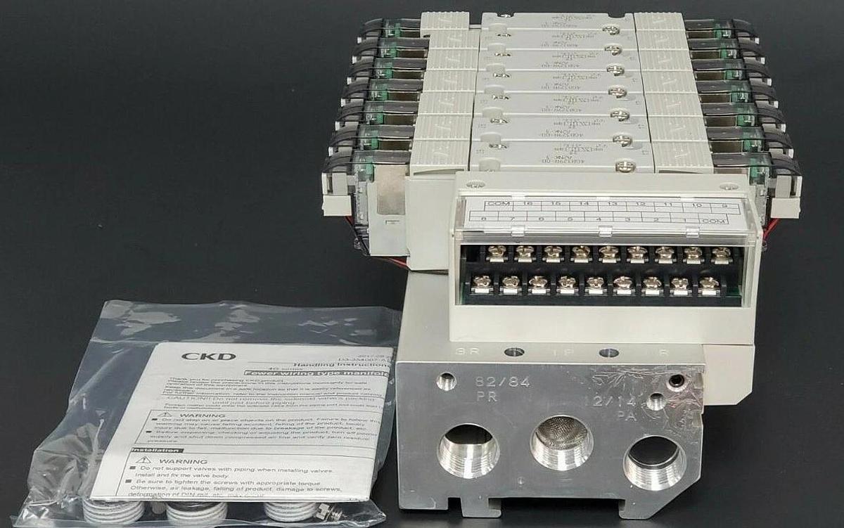 Used NIB CKD M4GB320R-08-T10RK-7-3 VALVE MANIFOLD ASSEMBLY DC24V, M4GB320R08T10RK73
