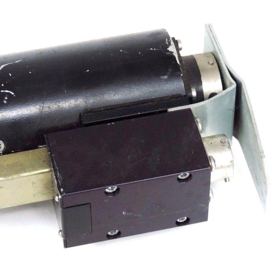 Used ATLAS COPCO QRT-62-200-O NUT RUNNER W/ BSM-28120A-R2.5 SERVO & QMR-62-32-ROT