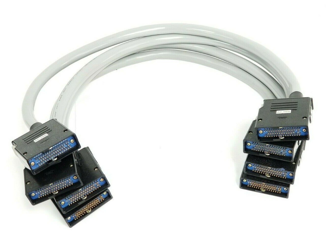 Used LOT OF 4 NEW MITSUBISHI AC-06B PLC CONNECTOR CABLES LENGTH: 29'' IN. AC06B