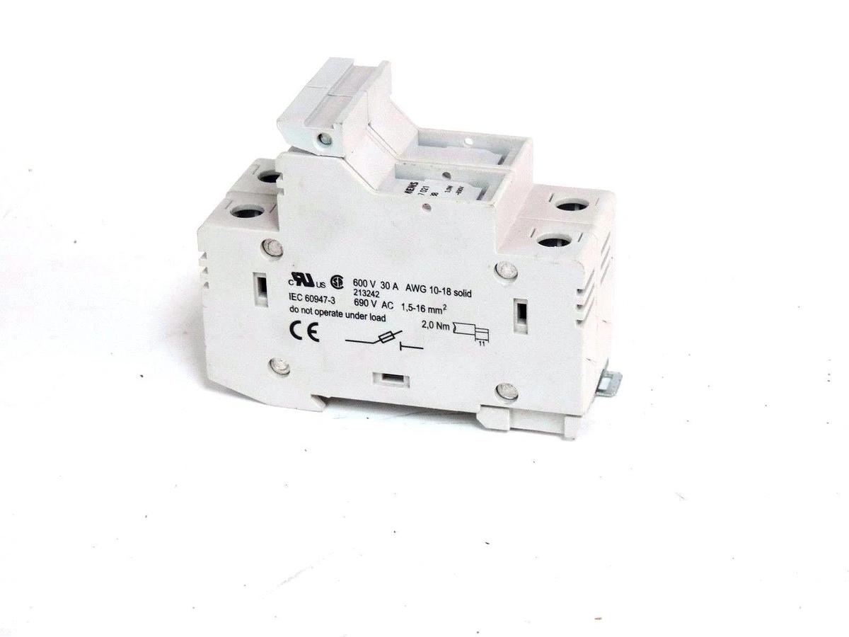 Used LOT OF 3 SIEMENS 3NW7-021 TOUCH SAFE CIRCUIT BREAKERS 3NE7021