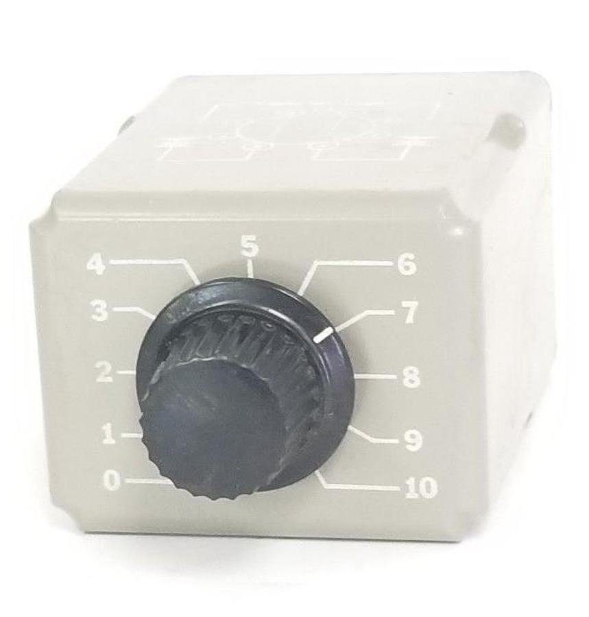 Used SYRACUSE ELECTRONICS TNR00300 TIME DELAY RELAY 1SEC, 0-10SEC, 115VAC, 10A