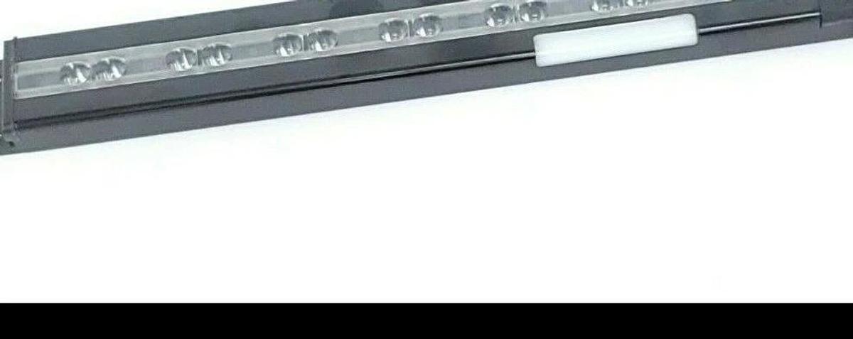 Used BANNER PVD225 PVD SERIES: PARTS VERIFICATION 225 MM 8 CHANNEL 70990 (IN BOX)