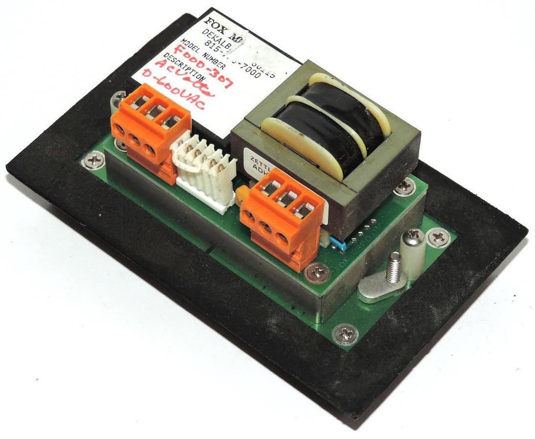 Used FOX METER INC. F161-307 DIGITAL METER F000-307, F161307 F000307