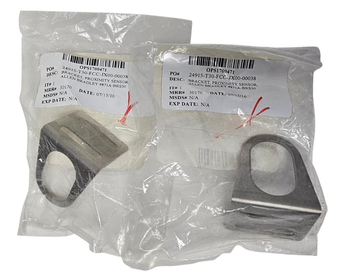 LOT OF 2 NEW ALLEN BRADLEY 871A-BRS30 SS RIGHT ANGLE MOUNTING BRACKETS SER. A