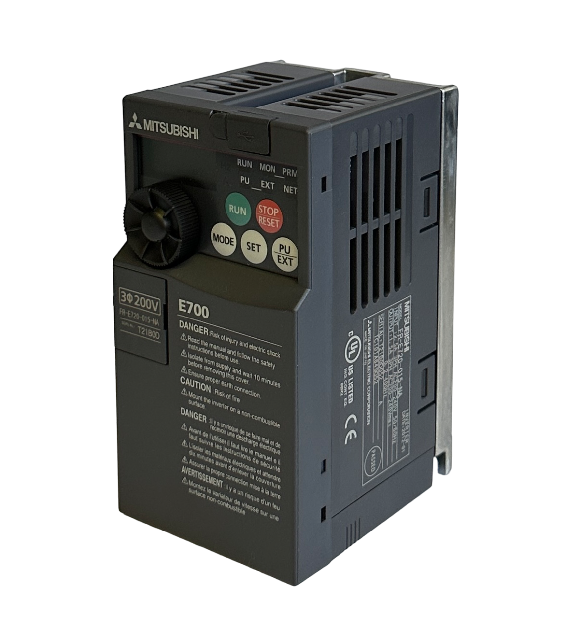 Used NEW MITSUBISHI FR-E720-015-NA / FRE720015NA E700 COMPACT INVERTER 3-PHASE 240V