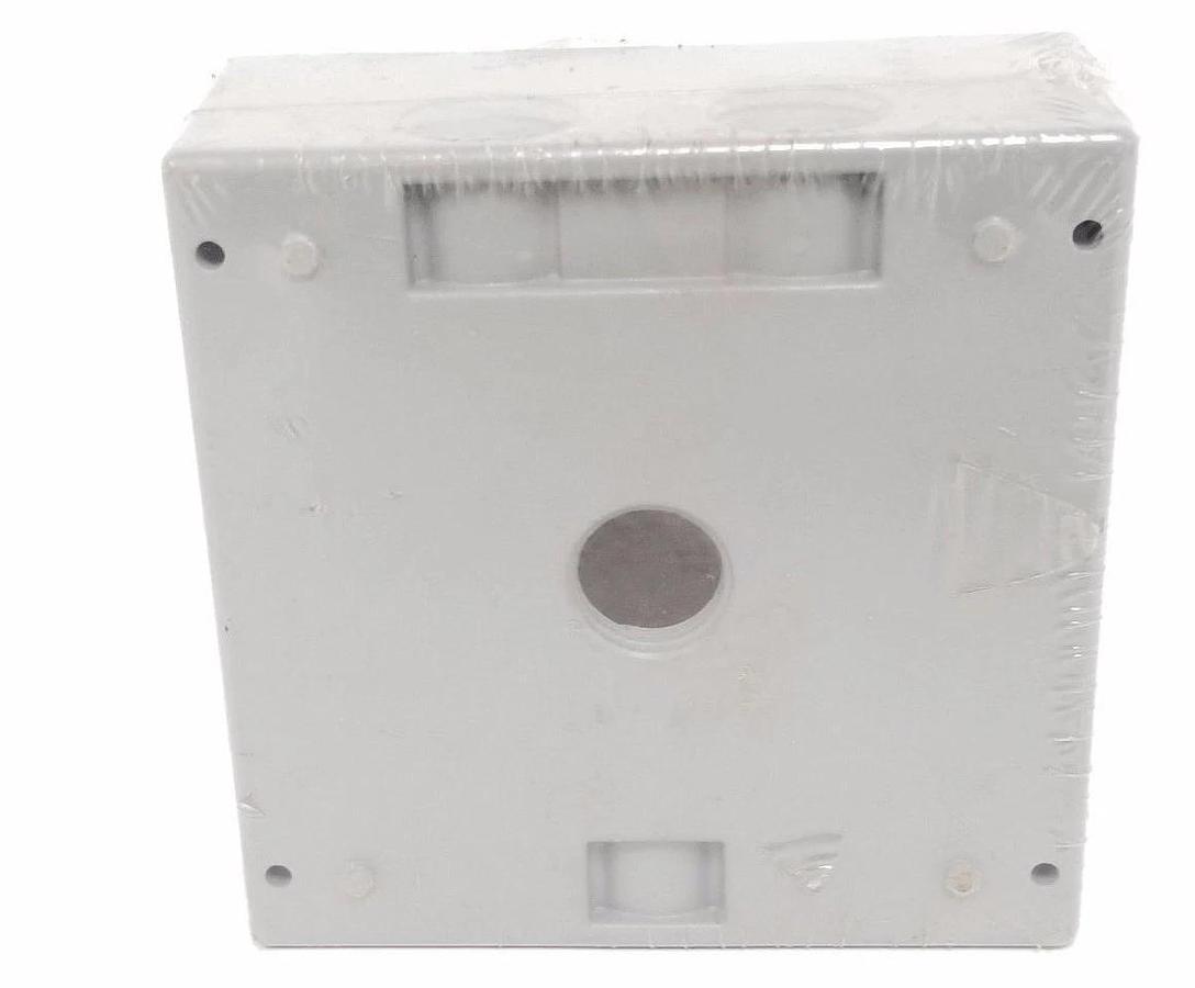 Used NEW TAYMAC DB450S WEATHERPROOF OUTLET BOX, 4 HOLES, GRAY, 1/2"