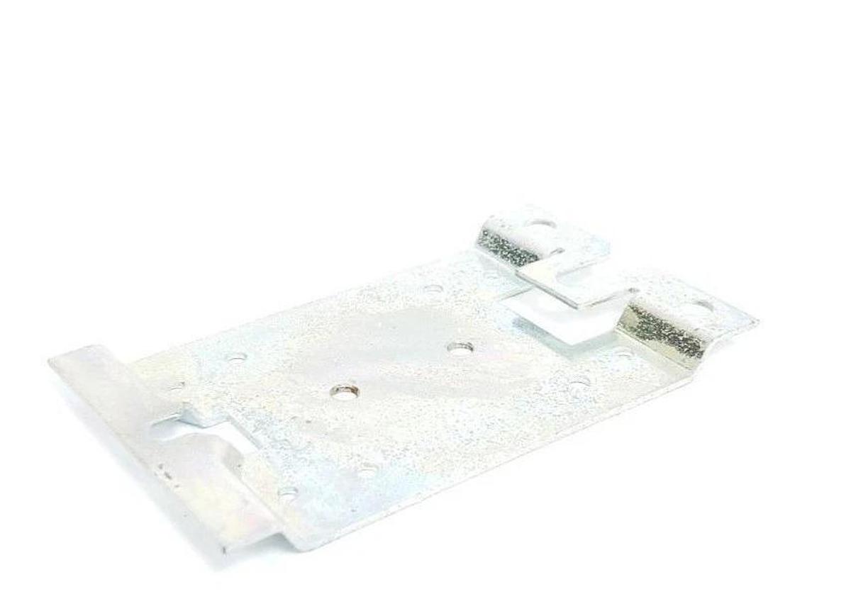 Used NIB CUTLER HAMMER D87KM2 RELAY MOUNTING KIT D87 SER. A1