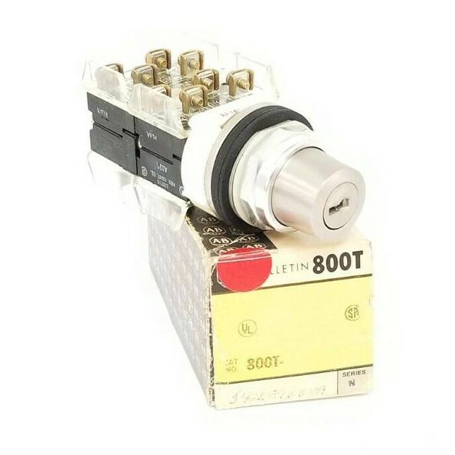 NIB ALLEN BRADLEY 800T-J42KE7BBNA SELECTOR SWITCH 800T-J42KE7 SER. N