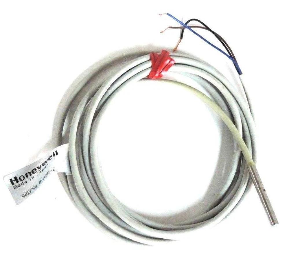 Used NIB HONEYWELL MICRO SWITCH 982FS0.8-A3P-L PROXIMITY SENSOR MIC982FS0.8A3PL
