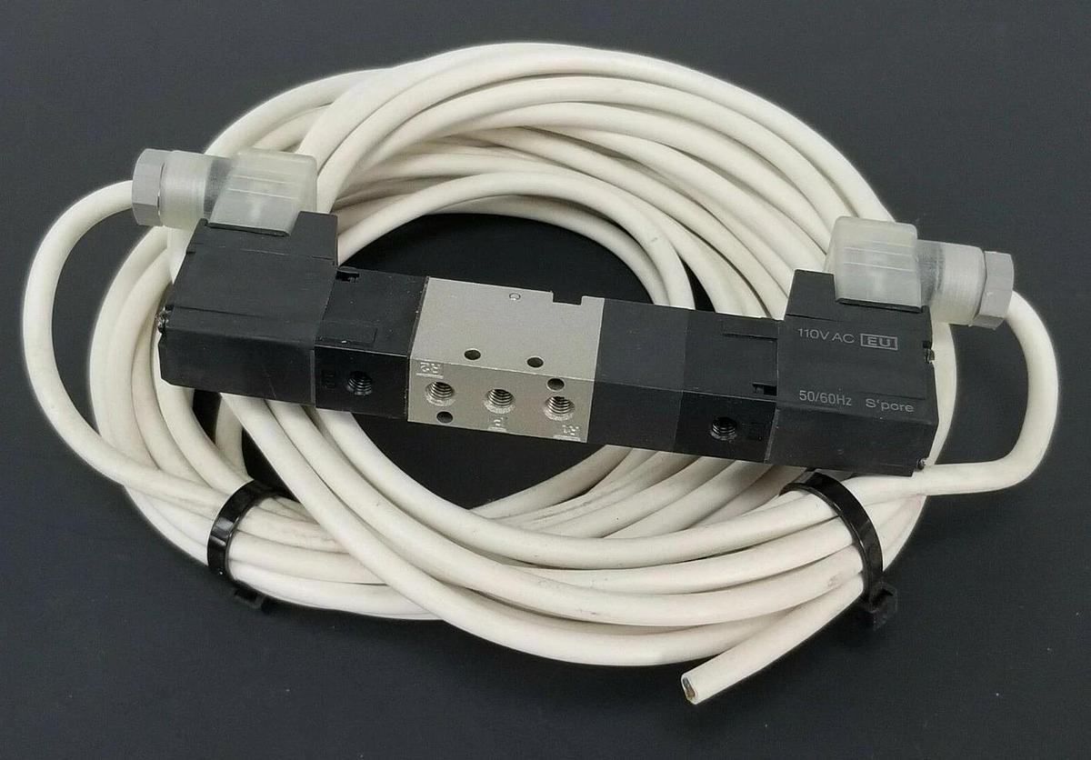 Used SMC VZ3420-3DZ-M5 SOLENOID VALVE 0.15~0.7MPa, 110V AC 50/60HZ COILS