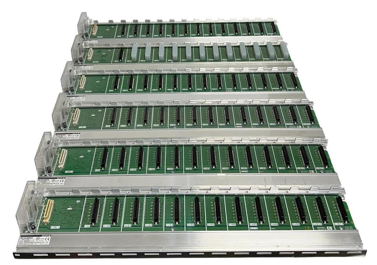 Used 6 MITSUBISHI Q312B MELSEC-Q 12 I/O SLOT / 1 CPU SLOT / 1 POWER SLOT 5VDC USNP