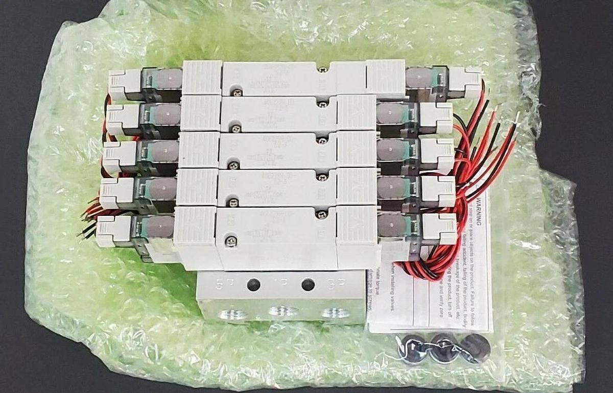Used NIB CKD M4GE280R-06-E2-5-3 DISCRETE VALVE MANIFOLD ASSEMBLY M4GB120RC6E2HZ1D
