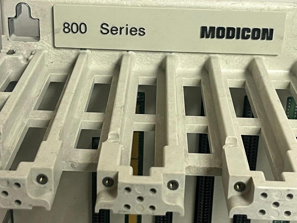 MODICON H827-103 800-Series I/O Housing 7-Slot PLC Rack Chassis H827103, NSMP