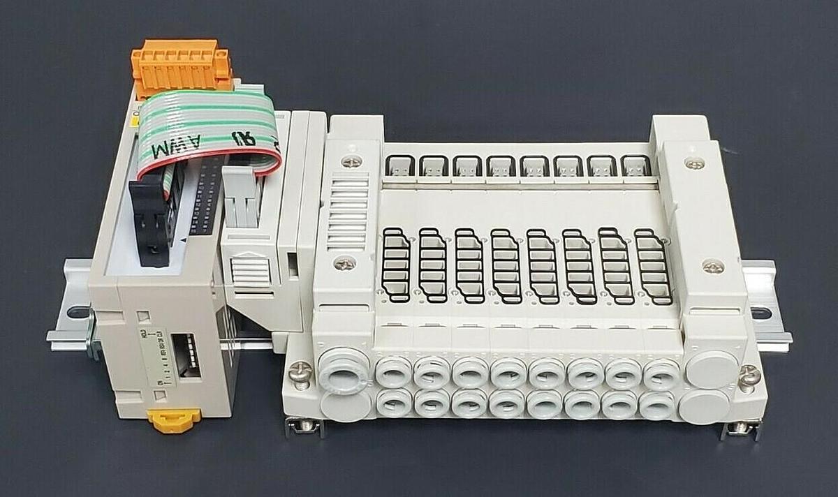 Used NIB SMC SS5V1-10PGD1-08DS-C6-D-X266 MANIFOLD SV1000 SS5V110PGD108DSC6DX266