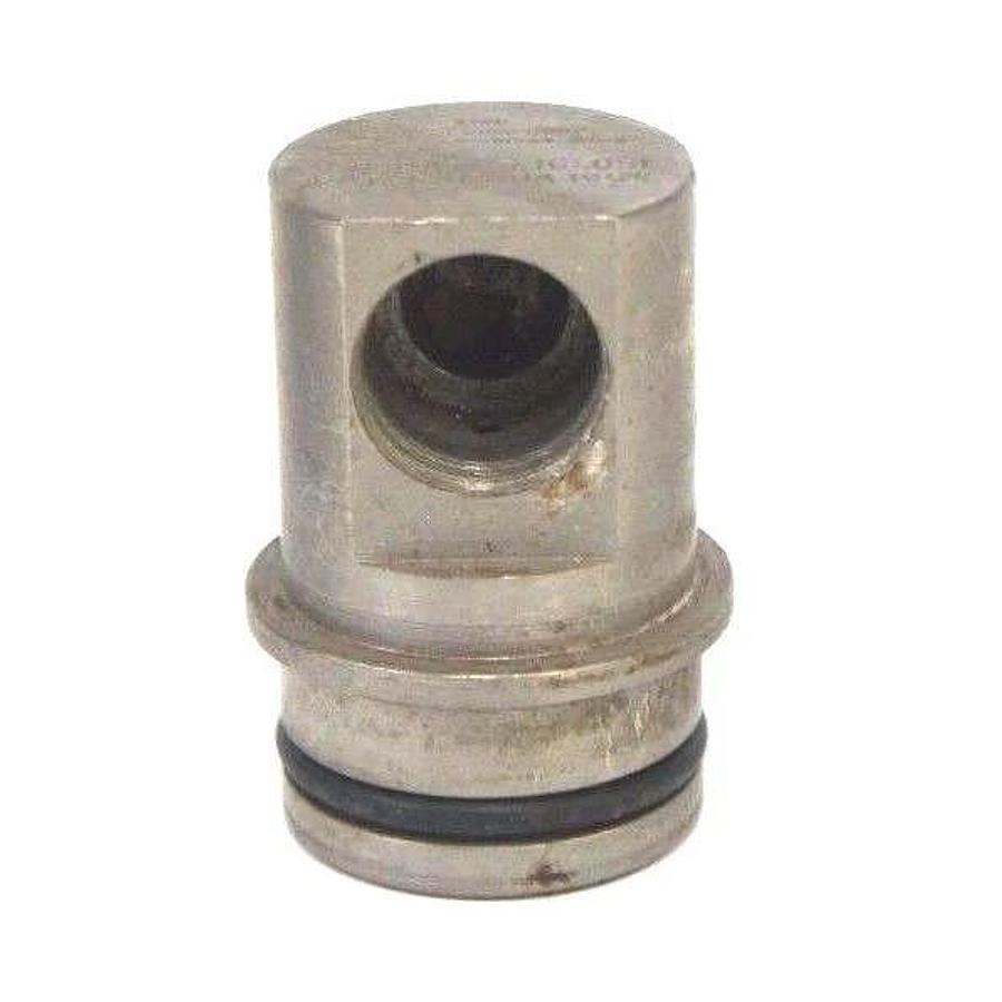 Used LOT OF 7 KING ENGINEERING CORP. TANK MOUNT FITTINGS PAT NO. 3.161.051