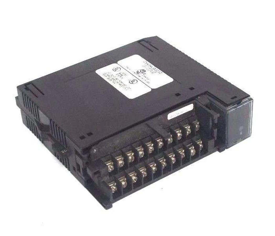 Used GE FANUC IC693ALG220D INPUT ANALOG MODULE 4PT VOLTAGE