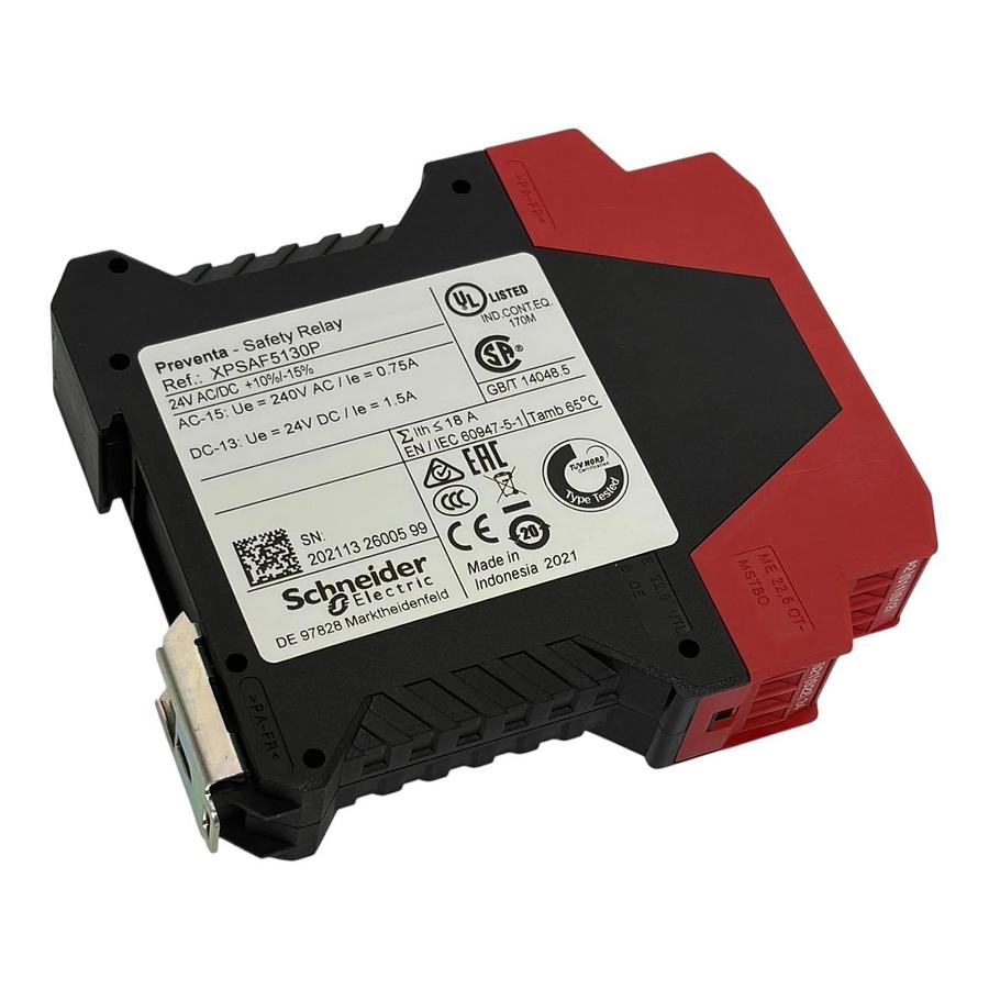 Schneider Electric Preventa XPSAF5130P Safety Relay Module 24V AC DC 3 NO New