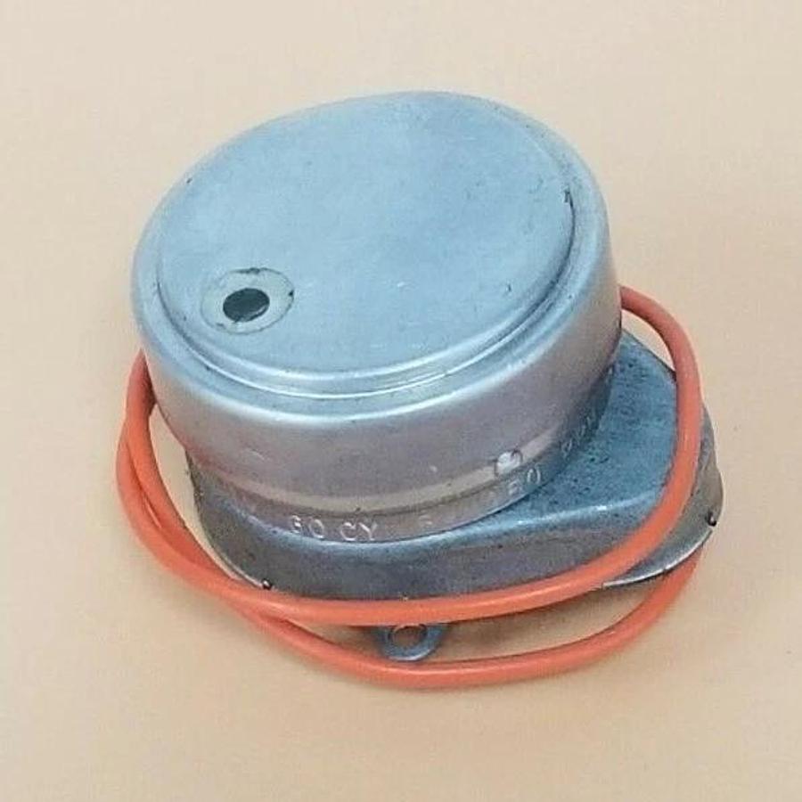 Used SYNCHRON Z167LC-1WL-6 STEPPER MOTOR 5-78 640 110V 60CY 5W 150RPHJ Z167LC1WL6