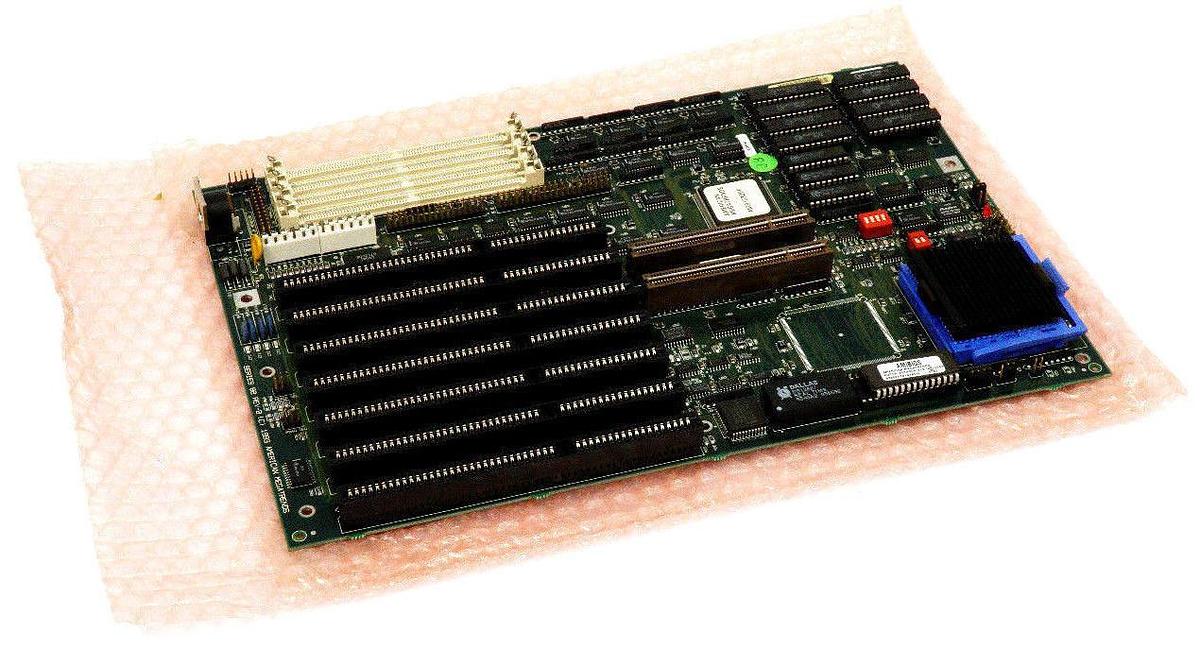 Used NEW AMERICAN MEGATRENDS MG9133QFP SUPER VOYAGER VLB II SERIES 82 REV-B EC081193