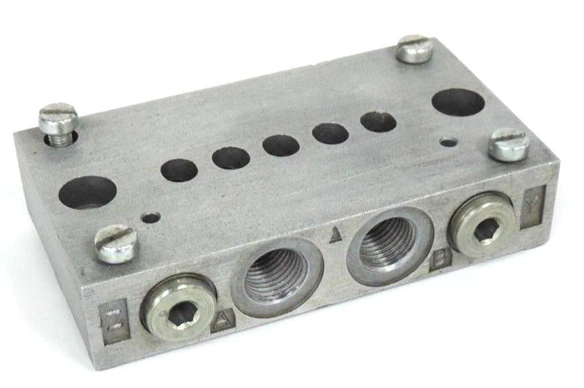 Used BOSCH 1 825 503 029/042 PORT BLOCK 1825503029